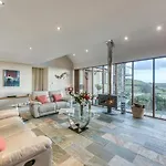 Carter Ground Barn, Broughton, District